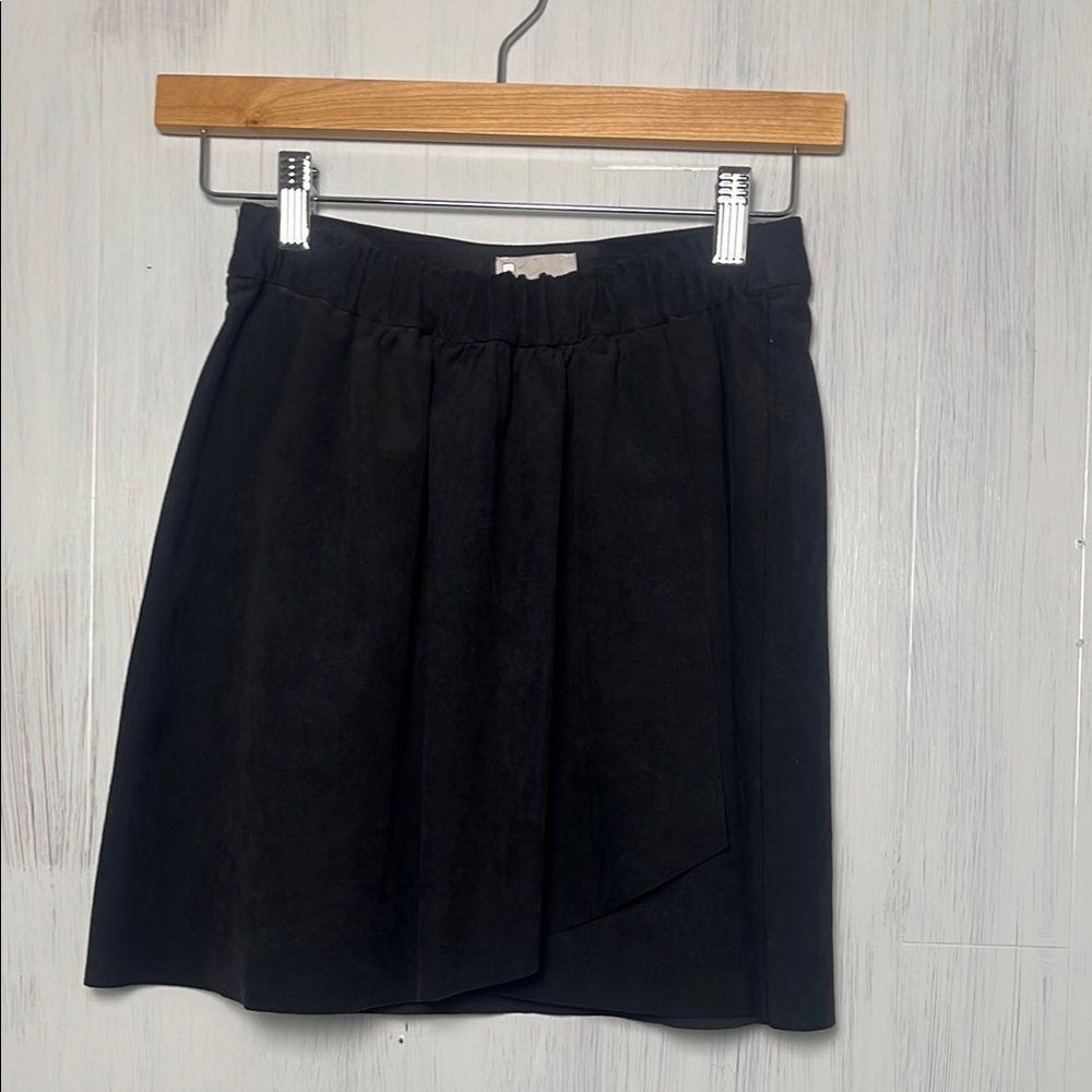 Wilfred Free Black Suede Mini Skirt Size XS
